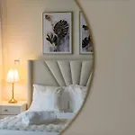 Nasma - Modern 3Br Oasis With Balcony In Azizi Riviera