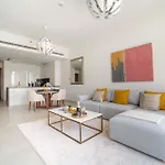 Frank Porter - Canal Front Residence 2