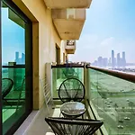 Huge 1-Bedroom Apartment In Al Jaddaf Near Metro 11 Mins From Trade Fair