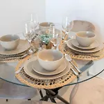 1 Bed Flat That Sleeps 4 In Al Jaddaf