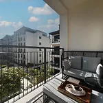Exquisite 2Br Apartment In La Cote Building 5