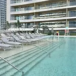 1Br Grand Bleu T2 In Emaar Beach Front By Vibel