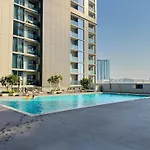 Serene Living 2Br Apartment In Sobha Creek Vistas