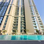 Serene Living 2Br Apartment In Sobha Creek Vistas