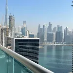 Elegant Studio With Burj Khalifa & Canal View - 1901