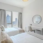 Burj Khalifa View I Downtown I 2 Bedroom Apartment