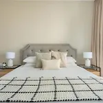 Cozy Studio Apartment With Sea & Canal View In Court Tower