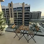 Cozy 01 Bhk With Balcony