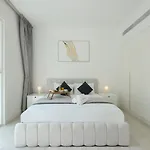 Livbnb-1Br Beachfront Escape In La Vie, Jbr