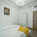 Dubai Marina - 1 Bhk Unique Apartment