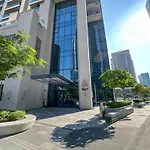 Expansive 7-Bed Apt Overlooking Burj & Fountains