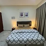 Brand New Independent Studio Apartments Near Union Metro Station