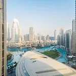 Chic 1-Bedroom Haven In Standpoint A Tower, Downtown Dubai