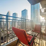Chic 1-Bedroom Haven In Standpoint A Tower, Downtown Dubai