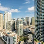 Contemporary 2Br With Huge Balcony