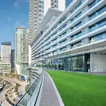 Contemporary 2Br With Huge Balcony