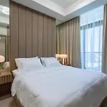 Keyrock Living - Elegant Dubai Apartment With Views