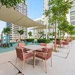 Silkhaus Harbor View 3Br Apartment In Marina Vista