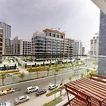 Apartment With 1 Bedroom In Meydan One - Nad Al Sheba 1 - Dubai