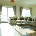 Mayfair Residency 1, 2-Bed Apartment With Canal View