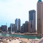 Keyrock Living - Exclusive Stay In Business Bay