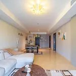 Huge 1-Bedroom Apartment In Al Jaddaf Near Metro 11 Mins From Trade Fair