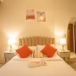 Cozy Retreat With Burj Views By Bnbeyond
