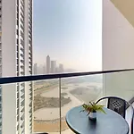 Aykon Tower - Calm One Bed In Business Bay
