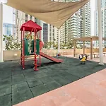 Remodeled 1Br With Sky