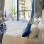 Zada Tower 1Br With Business Bay Canal Part View By Vibel