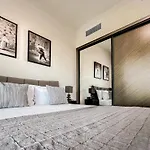 Skyline Oasis - Business Bay With Burj Khalifa Vie
