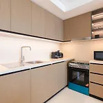 Luxury Furnished Unit In Downtown High Floor