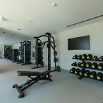 Luxury Furnished Unit In Downtown High Floor