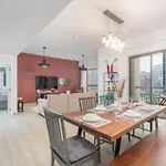 Stylish 4-Bedroom Apartment With Balcony Views In Jbr