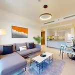 Waves Grande - One Bedroom With City View