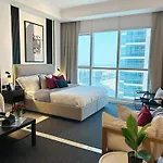 Stunning Studio In Business Bay