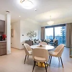 Deluxe Prime Downtown Apartment Nr Burj Khalifa And Dubai Mall