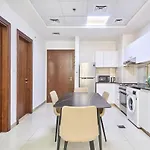 Stylish 1Br In Binghatti Gateway