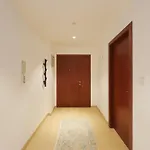 Modern Luxe Apartment Jumeirah Beach Residences