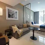 Stylish Studio Apartment In Dubai With Pool & Gym