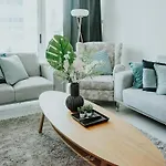 Liv With Us Holiday Homes - Marina View Tower B
