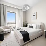 Vayk - Modern 1 Bd Near The Lagoon In Creek Harbour