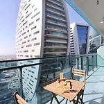 Livbnb Suites - Modern 1 Bed In Merano Tower