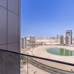 Stylish 1-Bedroom Retreat In Amal Tower Sports City