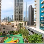 Vibrant 1Br Apt With Burj Khalifa View