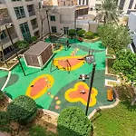 Vibrant 1Br Apt With Burj Khalifa View