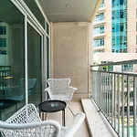 Vibrant 1Br Apt With Burj Khalifa View