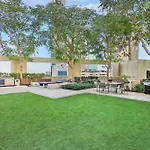 First Class 1B Stylish Downtown Retreat