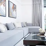 Luxurious 2Br In Burj Crown With Burj Khalifa View