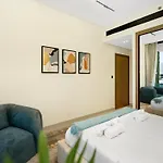 Exclusive 1Bd With Burj View & Private Jacuzzi